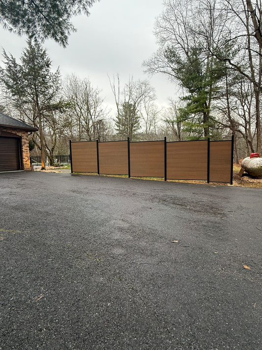 Wholesale composite fence panels for contractors and builders