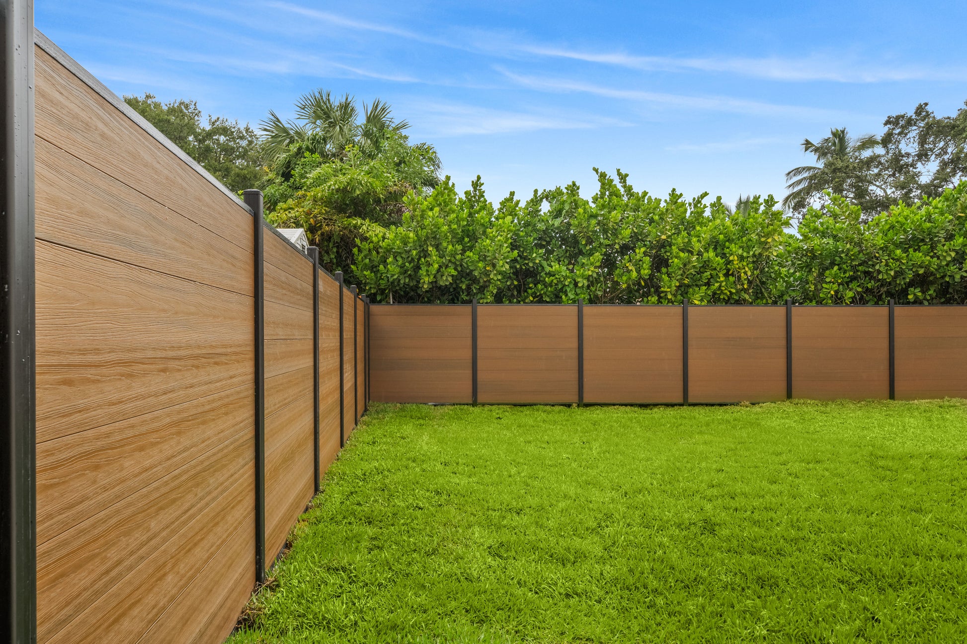 WPC WALNUT FENCE